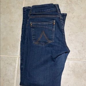 Delia’s Morgan Jeans Size 5 / 6 Petite